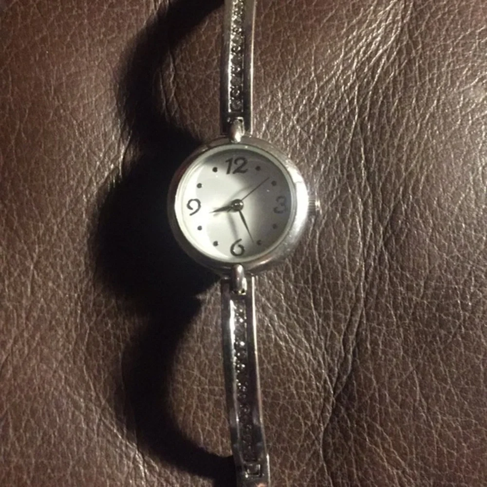 Lot of 3 Ladies Watches for 20$! - Picture 5 of 8